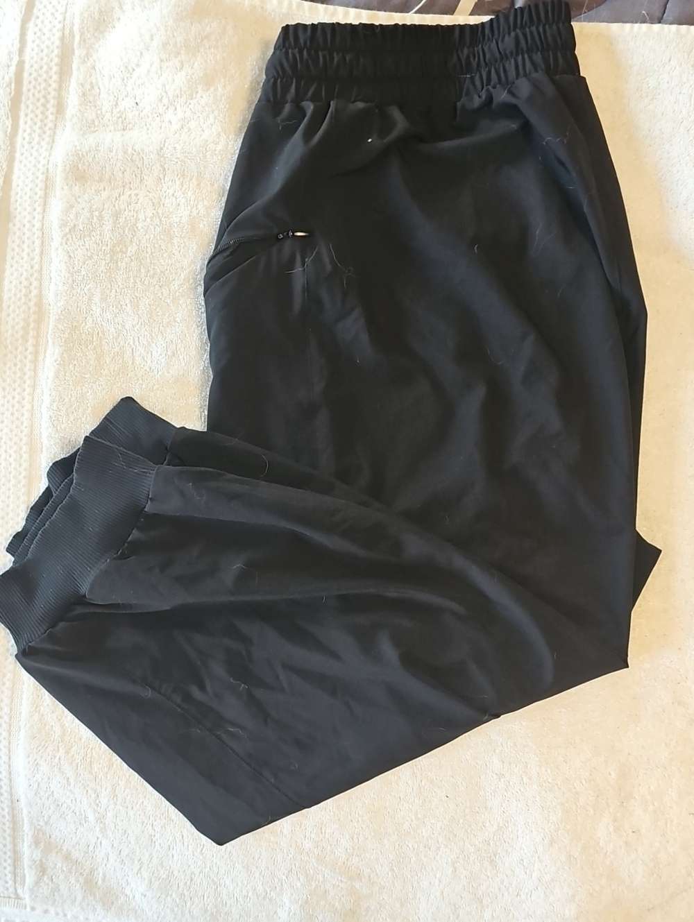 Men's Black Elastic Waist Jogger Pants